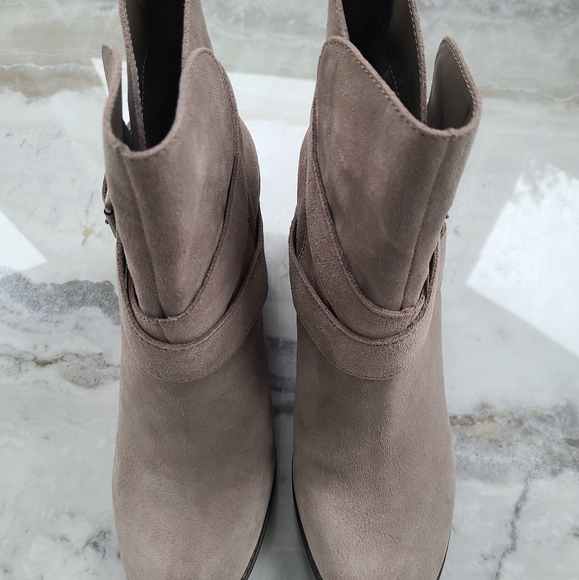 BCBGeneration suede boots size 10 - Picture 3 of 7